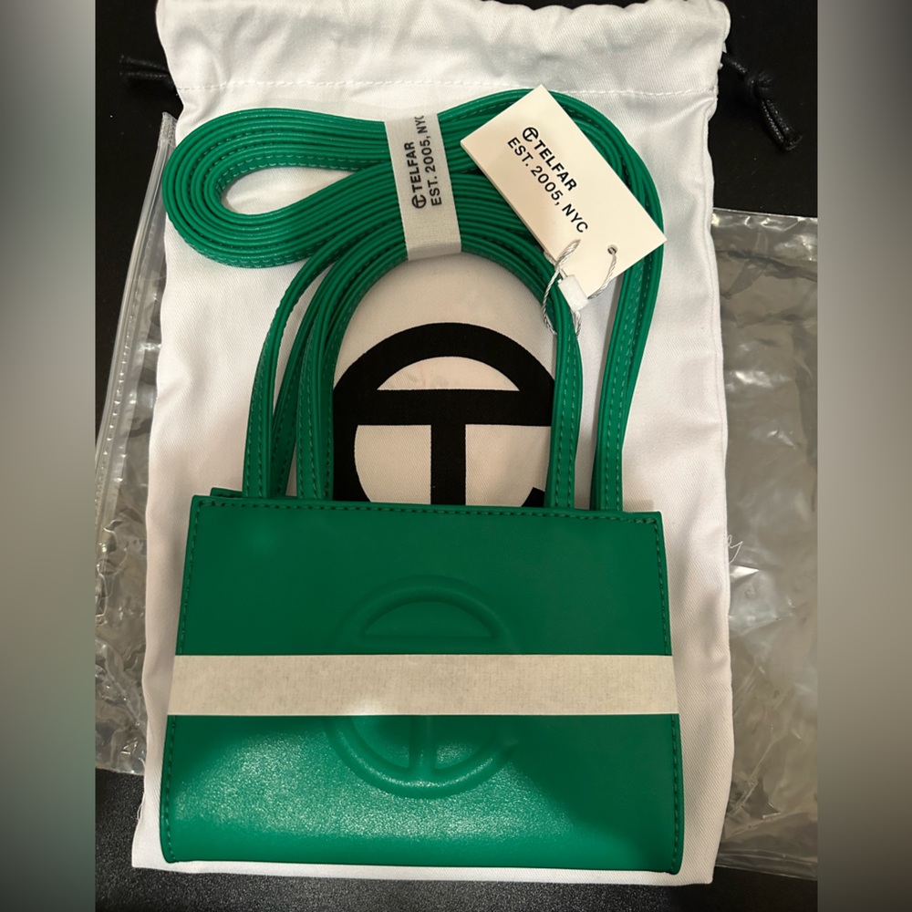 NWT AUTHENTIC TELFAR SMALL CROSSBODY  SHOPPING BAG -GREENSCREEN